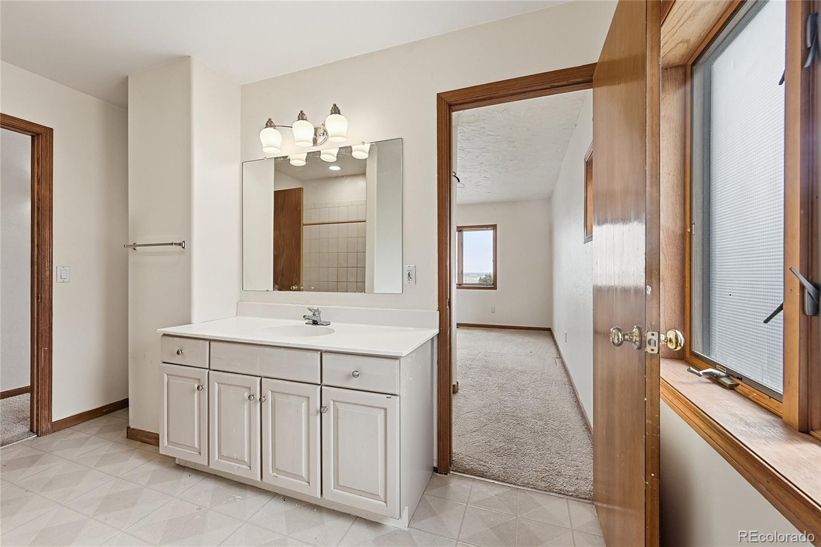 6095 Hidden Springs Road Fort Collins, CO 80526 - Photo 27 of 48