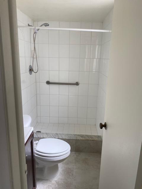521 Northeast 45th Street, Unit 1 Boca Raton, FL 33431 - Photo 11 of 15 Master bath