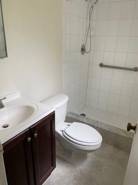 521 Northeast 45th Street, Unit 1 Boca Raton, FL 33431 - Photo 12 of 15 Master Bath