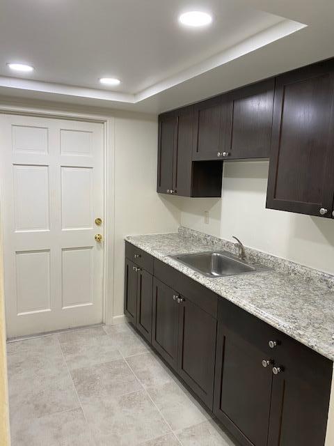 521 Northeast 45th Street, Unit 1 Boca Raton, FL 33431 - Photo 4 of 15 Galley Kitchen