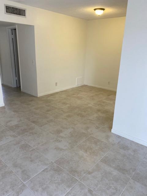 521 Northeast 45th Street, Unit 1 Boca Raton, FL 33431 - Photo 7 of 15 Dining Area