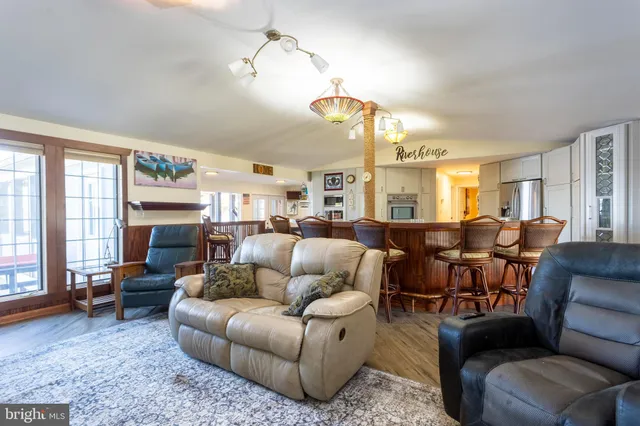 $3,500 | 3715 Abingdon Beach Road, Abingdon, MD 21009