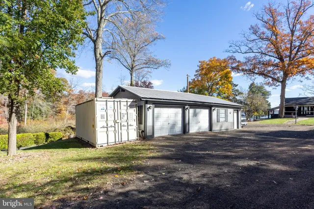 $3,500 | 3715 Abingdon Beach Road, Abingdon, MD 21009