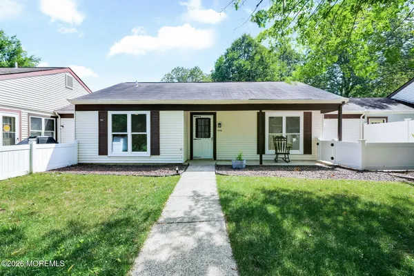 $209,999 | 759 B Liverpool Circle, Manchester Township, NJ 08759