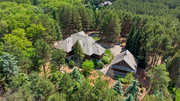 $1,125,000 | 2289 Northridge Ave Circle North, Stillwater, MN 55082