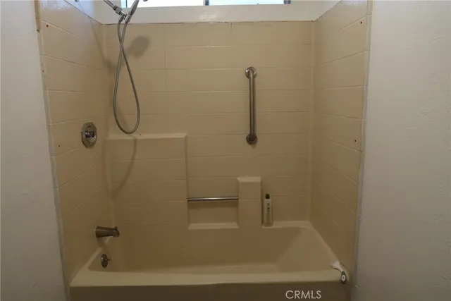 $4,500 | 455 Nassau Avenue, Los Angeles, CA 90063