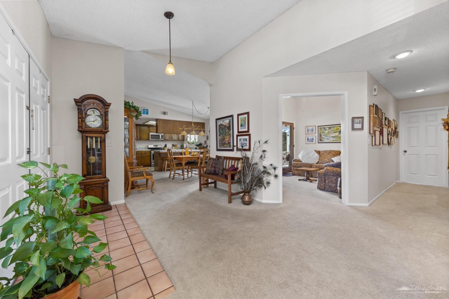 1360 El Rancho Drive Tehachapi, CA 93561 - Photo 10 of 31 Gallery Image 10