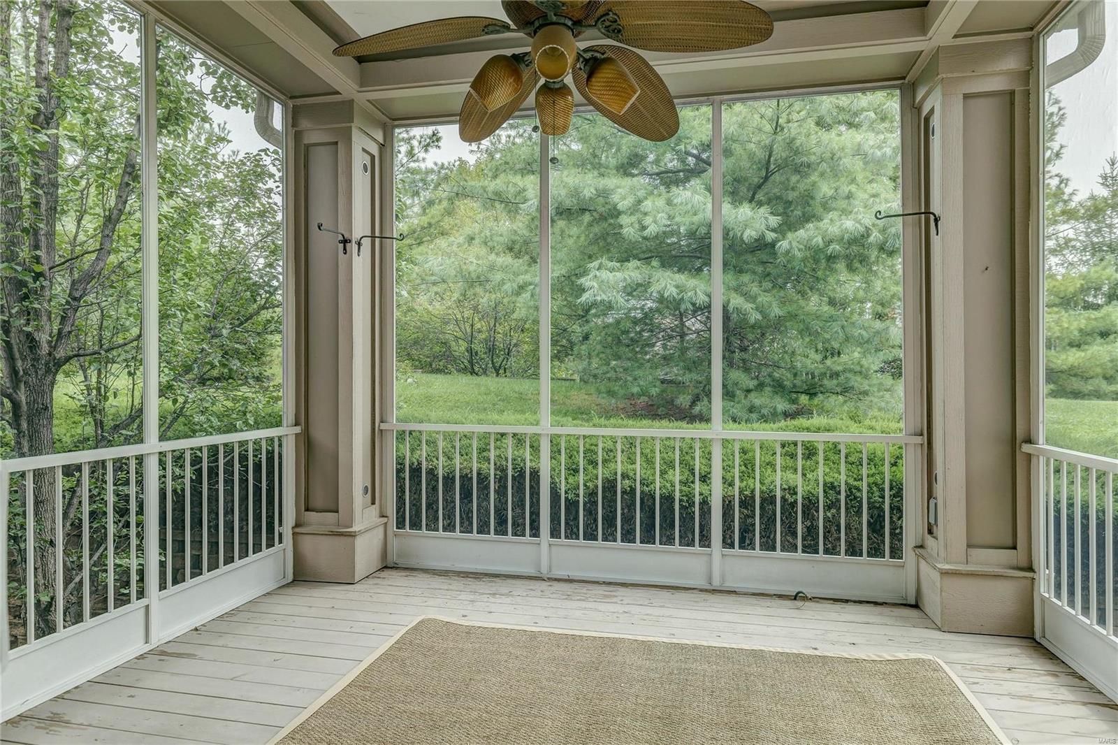 44 Old Belle Monte Road Chesterfield, MO 63017 - Photo 5 of 40 Gallery Image 5
