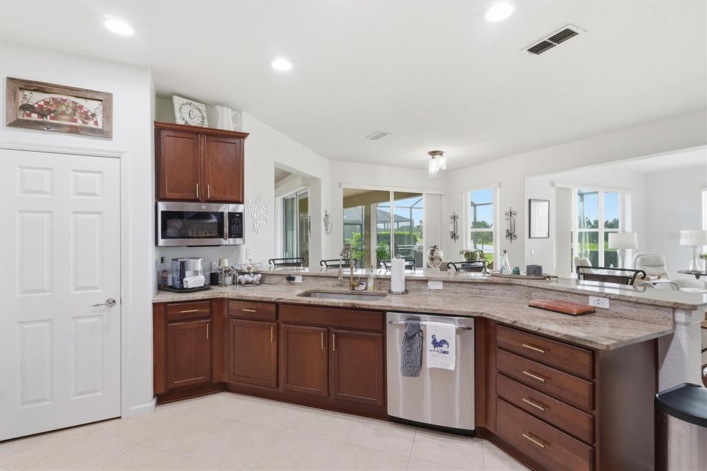 6865 Southwest 97th Terrace Road Ocala, FL 34481 - Photo 19 of 66