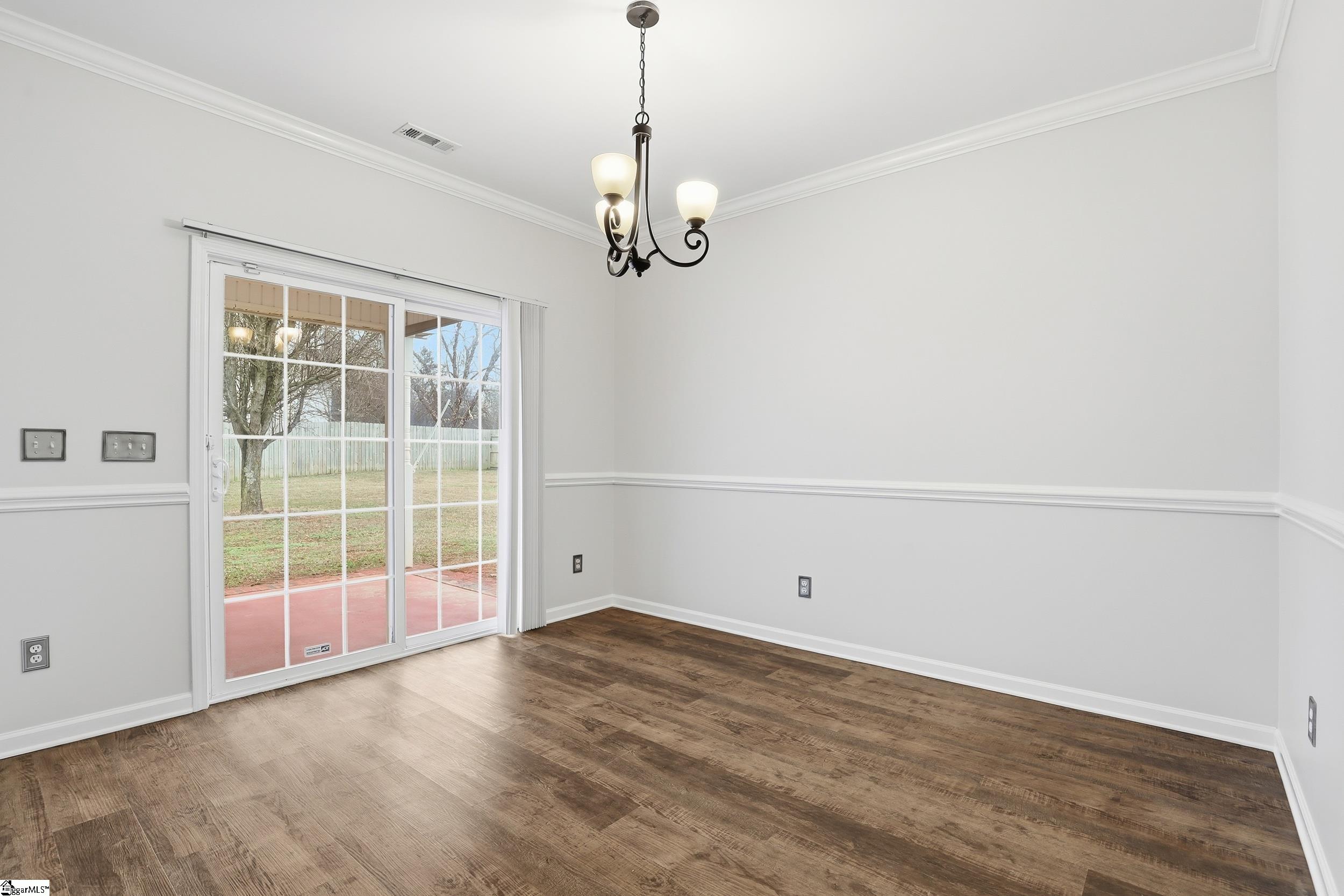 504 Log Shoals Road Greenville, SC 29607 - Photo 9 of 35