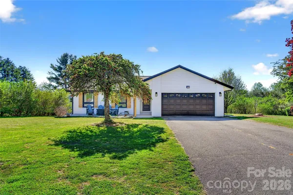 $400,000 | 1191 Dale Road, Spruce Pine, NC 28777
