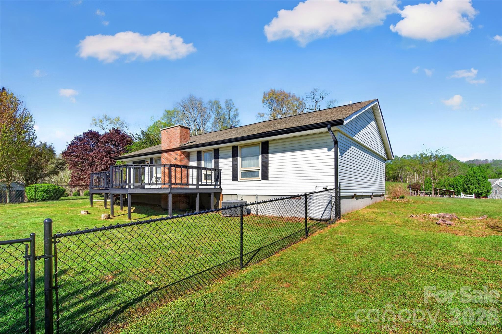 1191 Dale Road Spruce Pine, NC 28777 - Photo 2 of 41