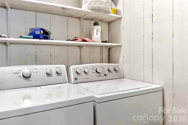 $400,000 | 1191 Dale Road, Spruce Pine, NC 28777