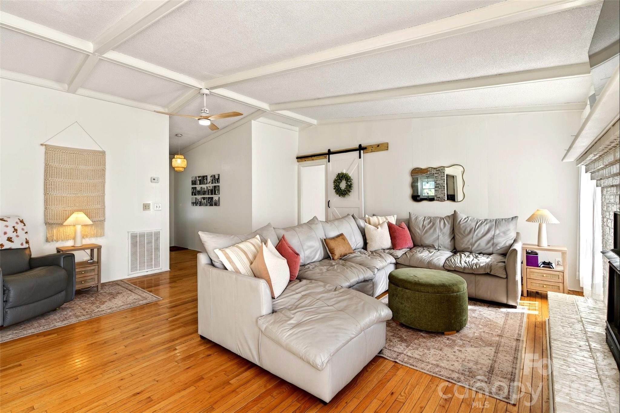 1191 Dale Road Spruce Pine, NC 28777 - Photo 6 of 41