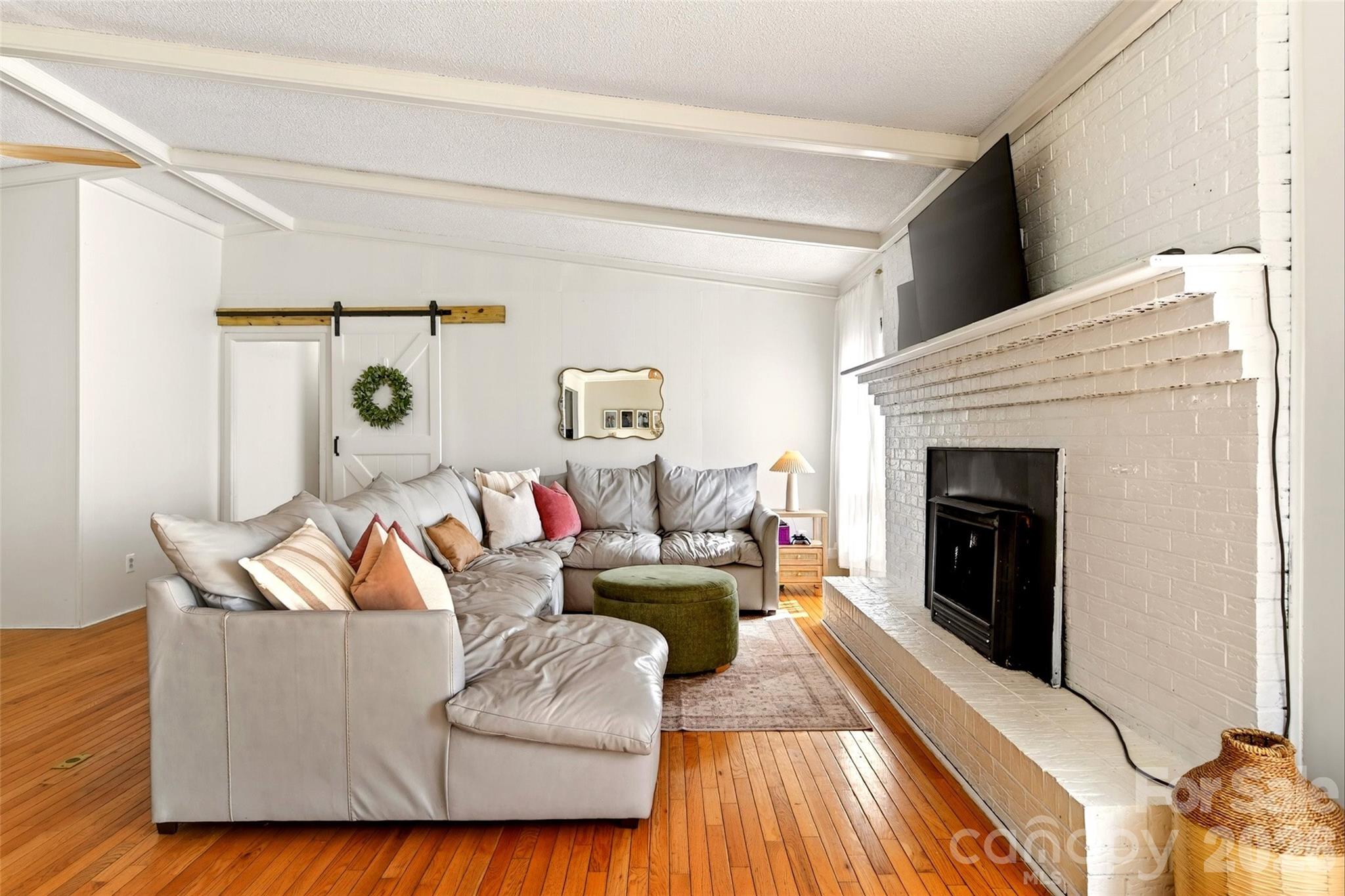 1191 Dale Road Spruce Pine, NC 28777 - Photo 8 of 41