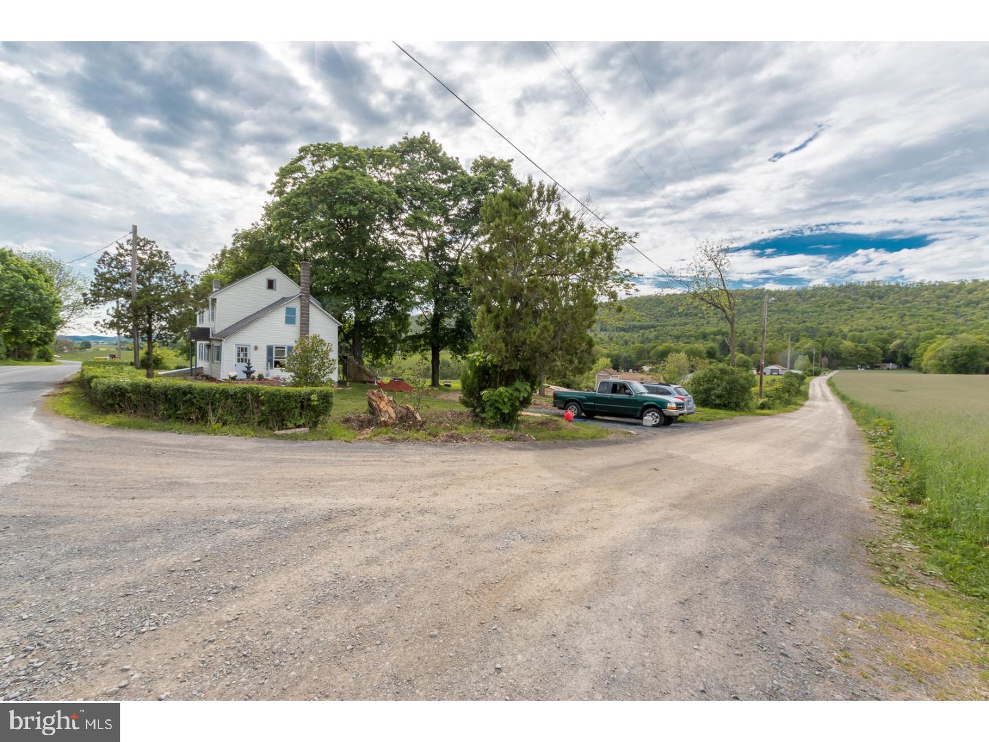 997 Mountain Road Pine Grove, PA 17963 - Photo 10 of 25 Gallery Image 10