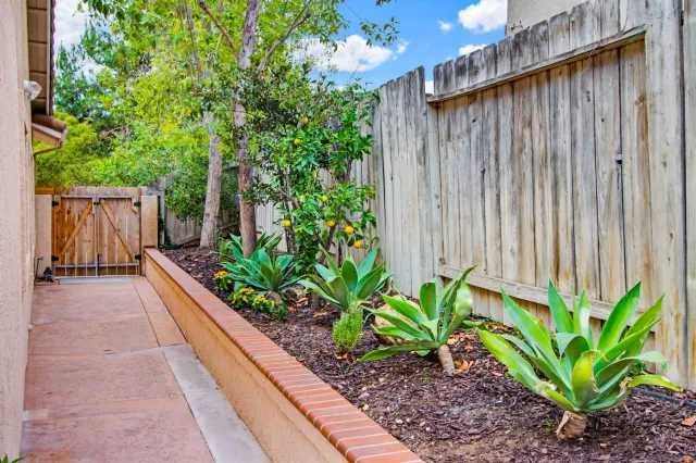 $1,249,999 | 1748 Dancer Place, Escondido, CA 92026