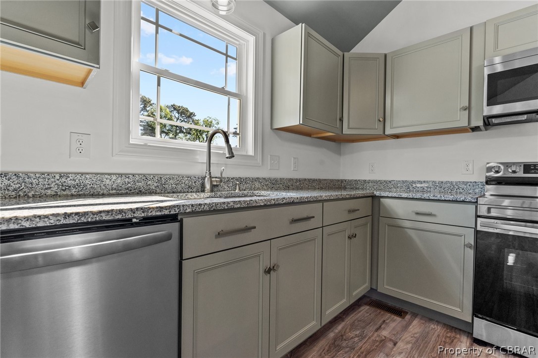 408 Smith Point Road Reedville, VA 22539 - Photo 15 of 45