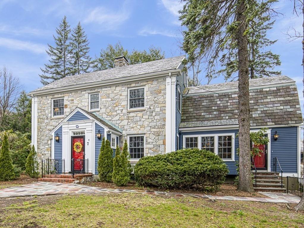 7 Fairway Road Brookline, MA 02467 - Photo 1 of 34