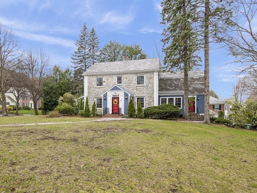 7 Fairway Road Brookline, MA 02467 - Photo 2 of 34