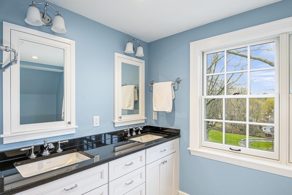 7 Fairway Road Brookline, MA 02467 - Photo 24 of 34