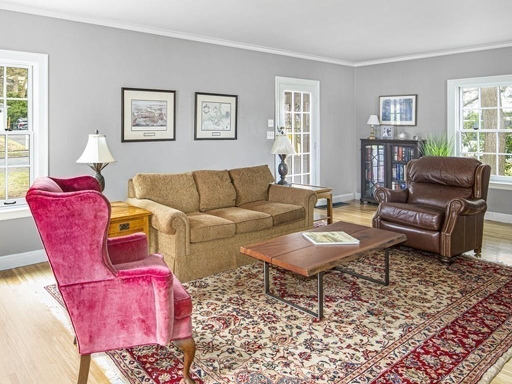 7 Fairway Road Brookline, MA 02467 - Photo 5 of 34