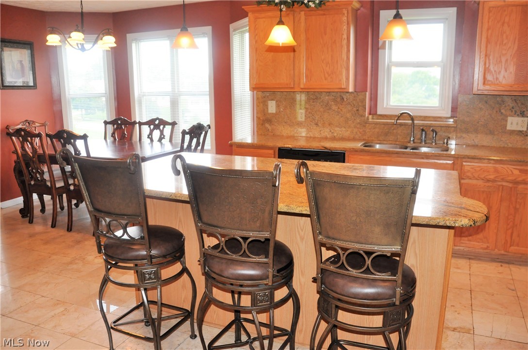25720 Forbes Road Bedford Heights, OH 44146 - Photo 4 of 26