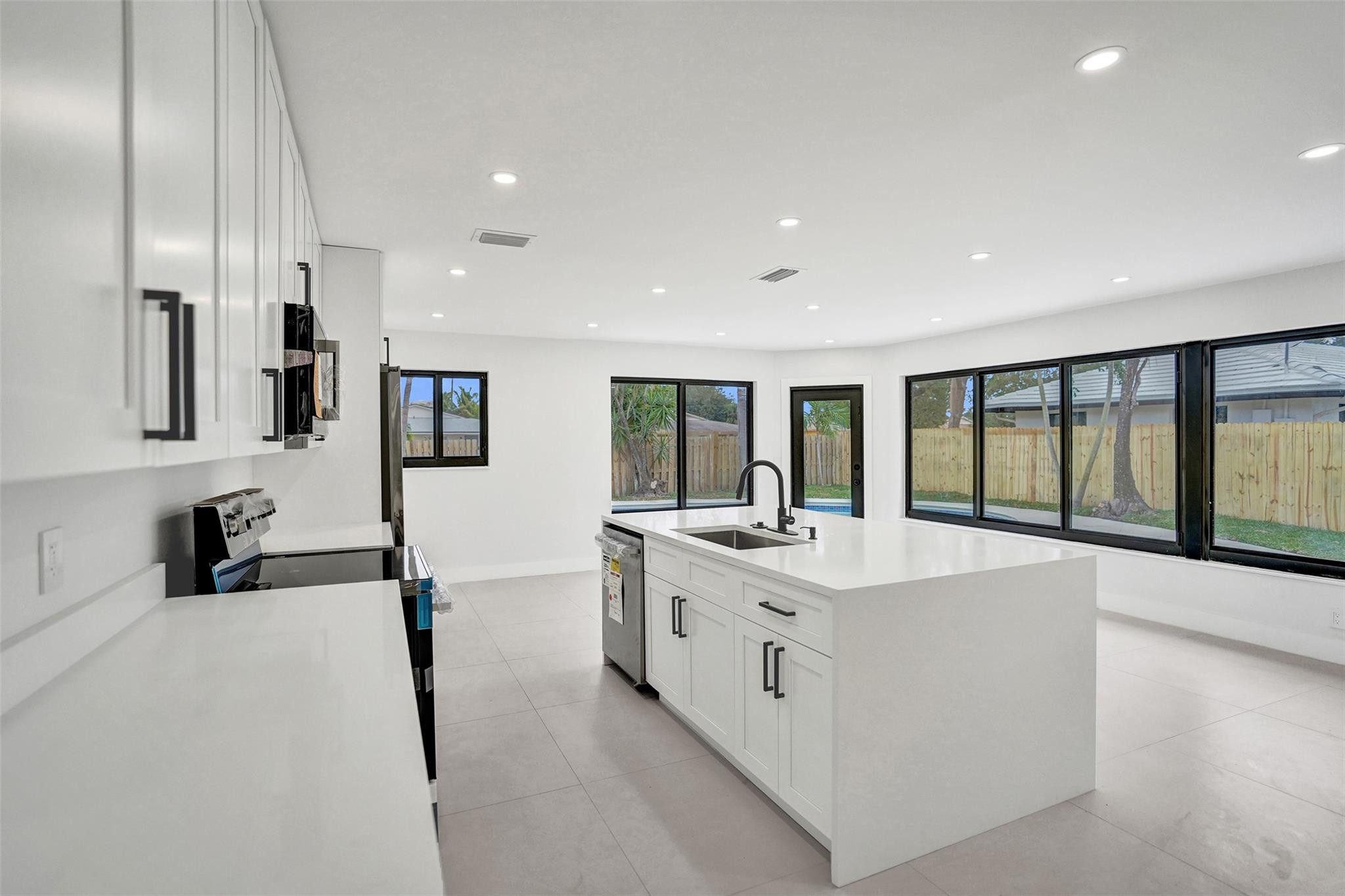 518 Linnet Circle Delray Beach, FL 33444 - Photo 28 of 72 Photo 28