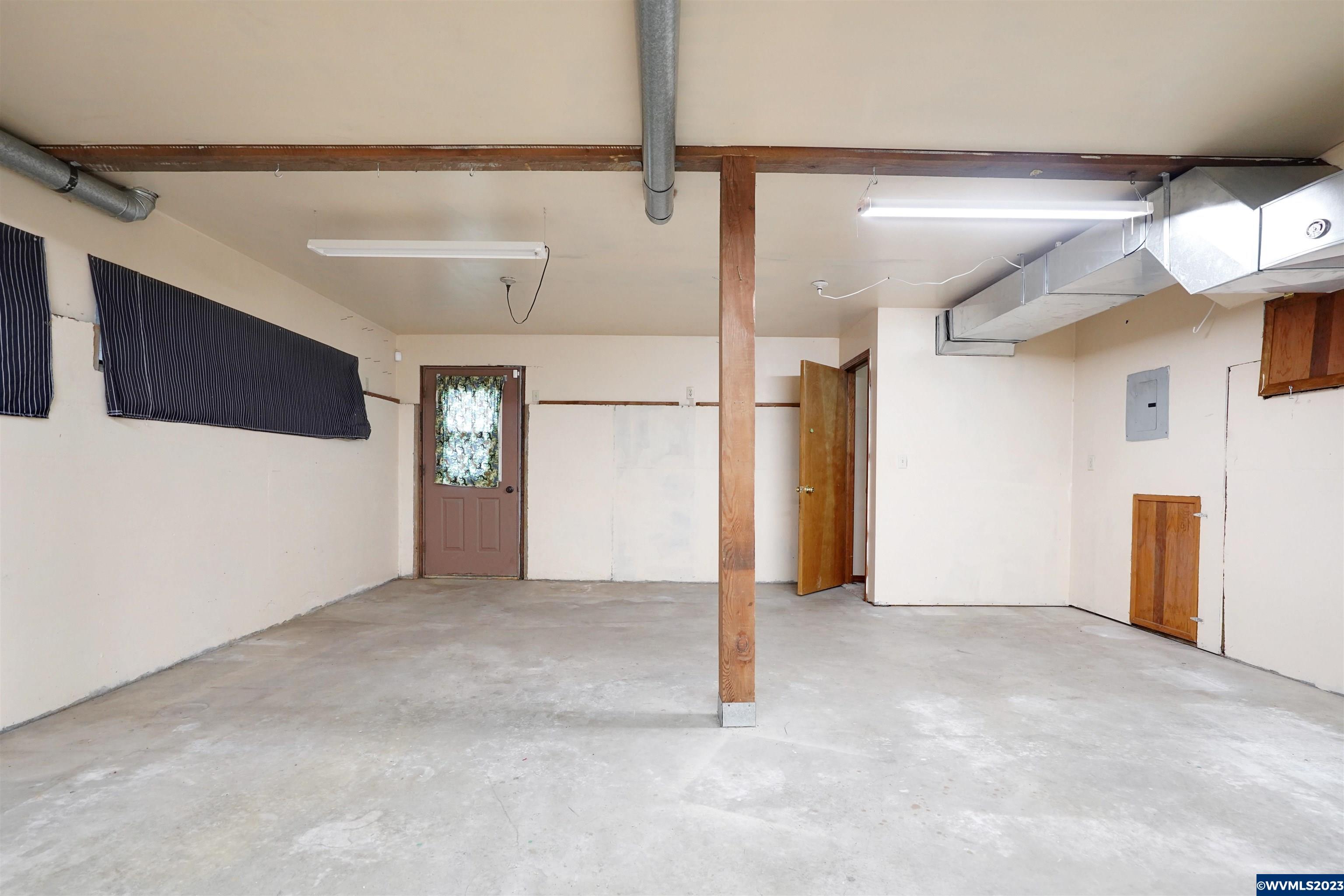 34505 Knox Butte Road East Albany, OR 97322 - Photo 22 of 40 Gallery Image 22