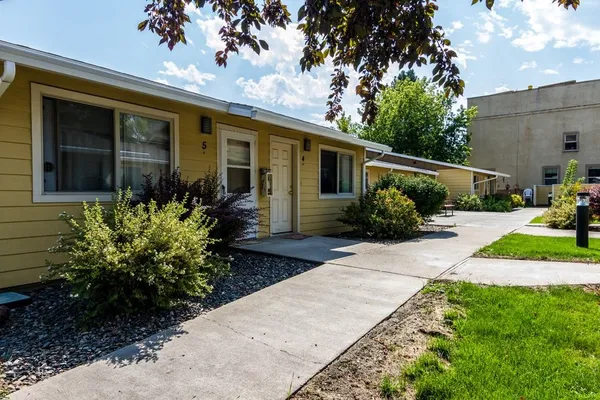 $760 | 203 North Storie Street, Wallowa, OR 97885