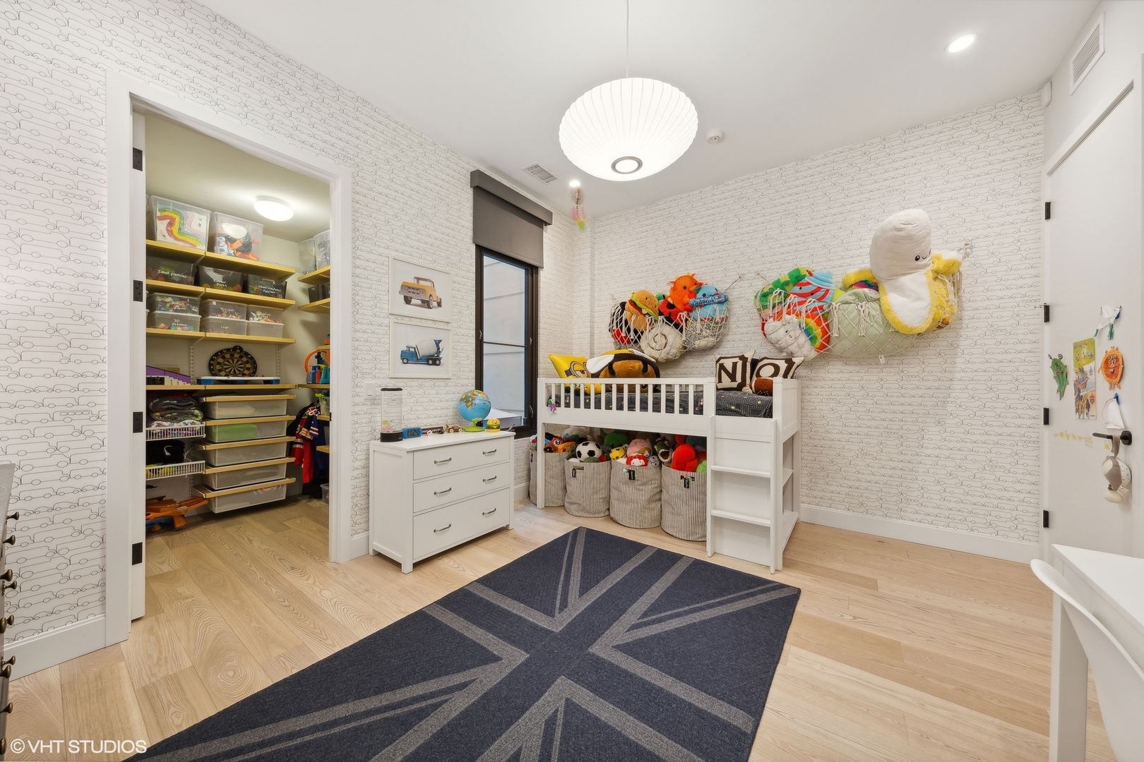 35 North Aberdeen Street, Unit 2S Chicago, IL 60607 - Photo 33 of 46 a storage room with cabinets