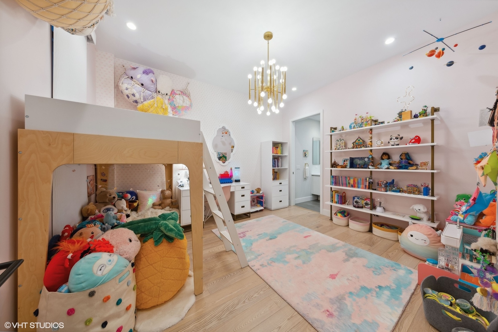 35 North Aberdeen Street, Unit 2S Chicago, IL 60607 - Photo 37 of 46 a view of a bedroom with baby toys