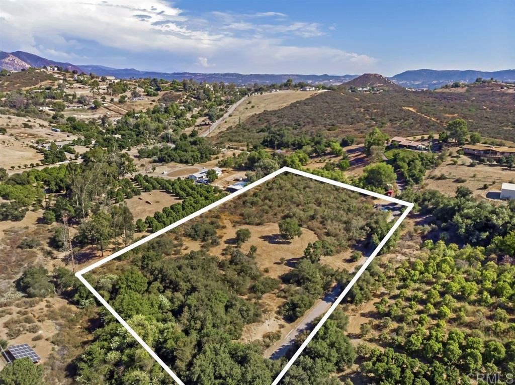 15241 Cool Valley Road Valley Center, CA 92082 - Photo 6 of 13