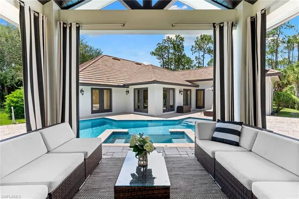 $2,450,000 | 436 Corbel Drive, Naples, FL 34110