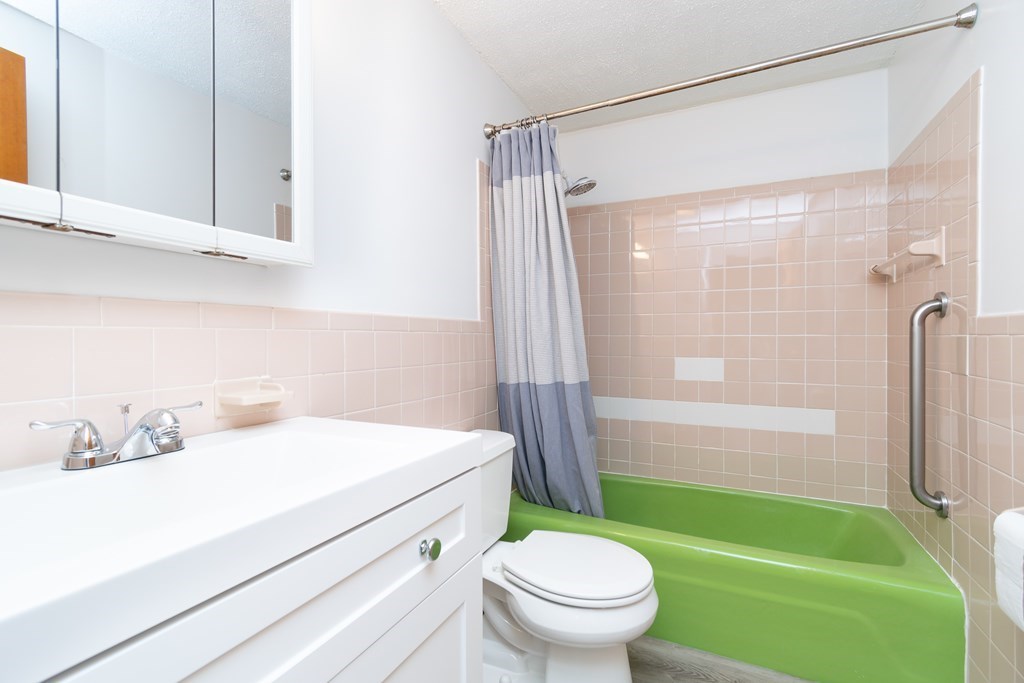 103 Newman Road, Unit 16 Malden, MA 02148 - Photo 6 of 10 Gallery Image 6