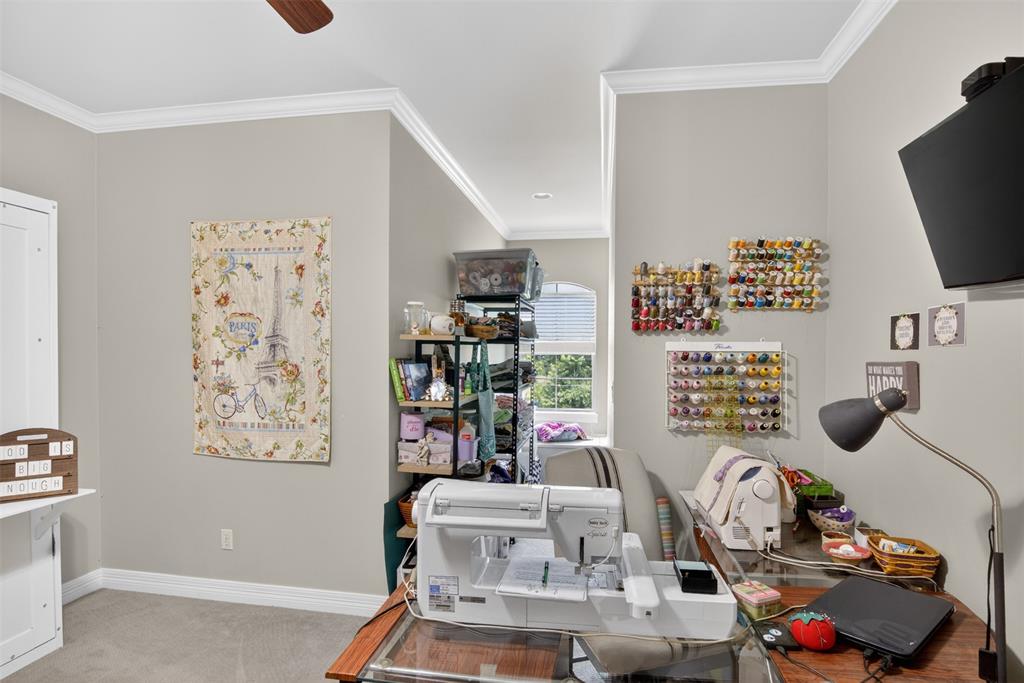 11868 Timber Ridge Drive Keithville, LA 71047 - Photo 25 of 37 Warm gray walls featuring white crown molding and baseboards