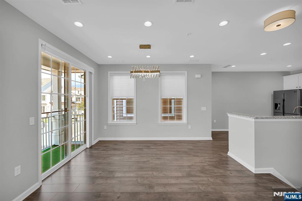 41 Sequoia Drive Cedar Grove, NJ 07009 - Photo 14 of 49