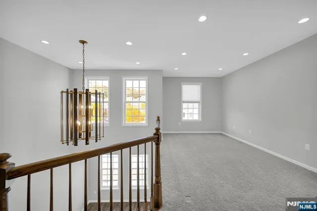 $799,999 | 41 Sequoia Drive, Cedar Grove, NJ 07009