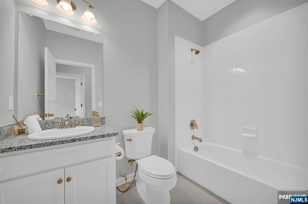 41 Sequoia Drive Cedar Grove, NJ 07009 - Photo 28 of 49