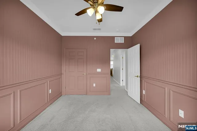 $799,999 | 41 Sequoia Drive, Cedar Grove, NJ 07009