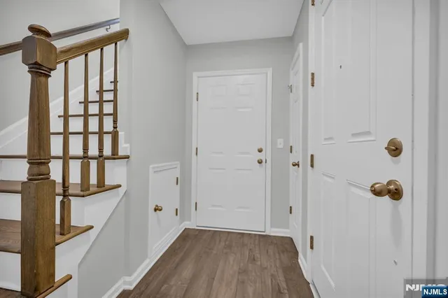 $799,999 | 41 Sequoia Drive, Cedar Grove, NJ 07009