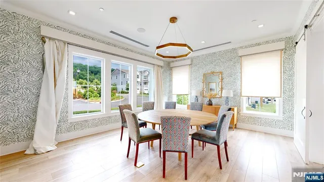 $799,999 | 41 Sequoia Drive, Cedar Grove, NJ 07009