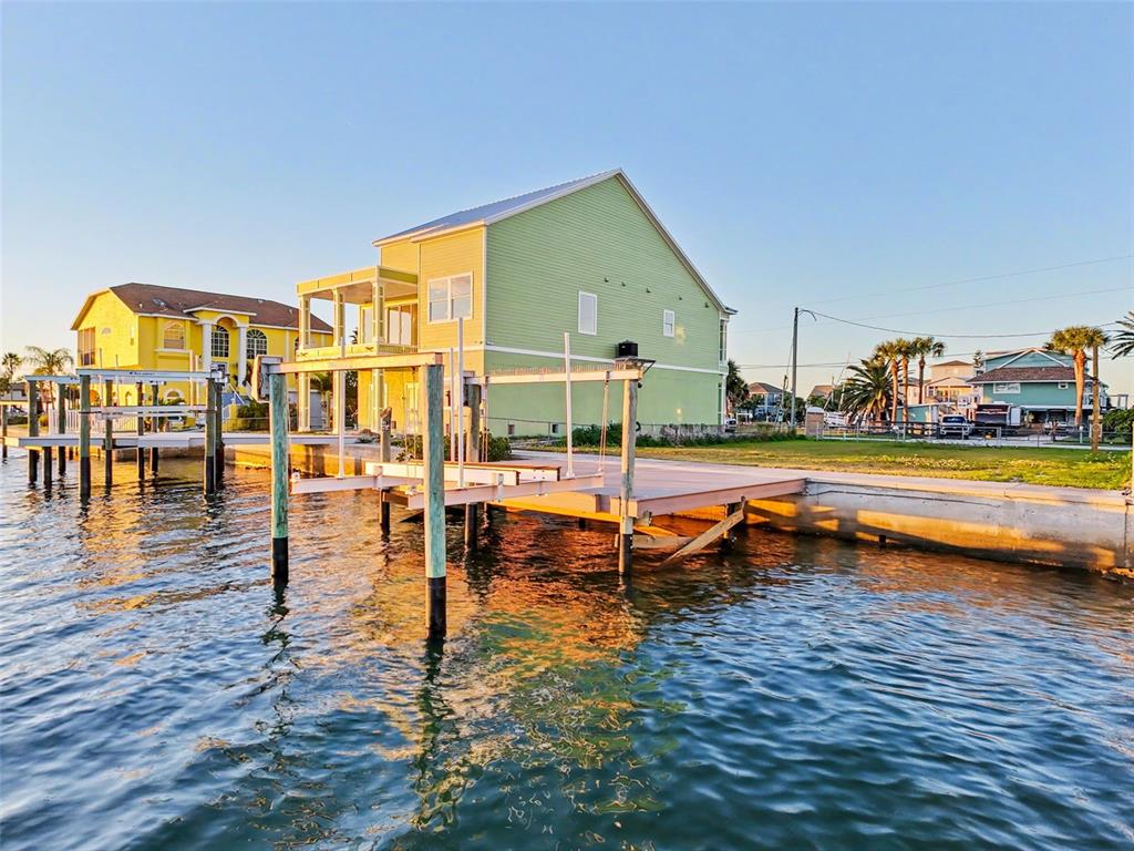 6522 Seaview Boulevard Hudson, FL 34667 - Photo 19 of 43