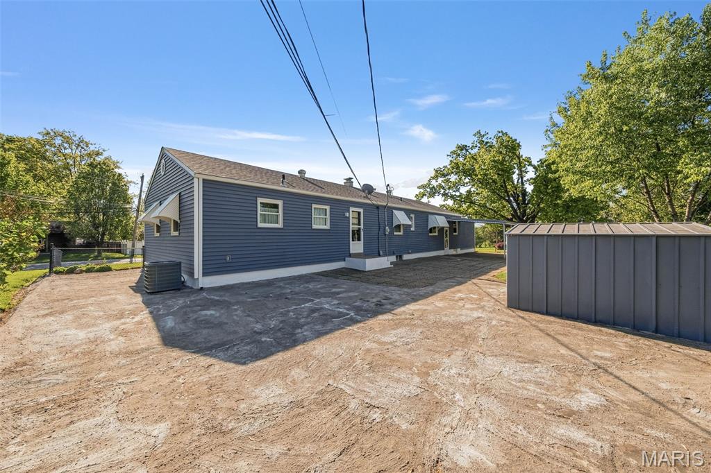 5267 Milburn Road St. Louis, MO 63129 - Photo 45 of 46 Gallery Image 45