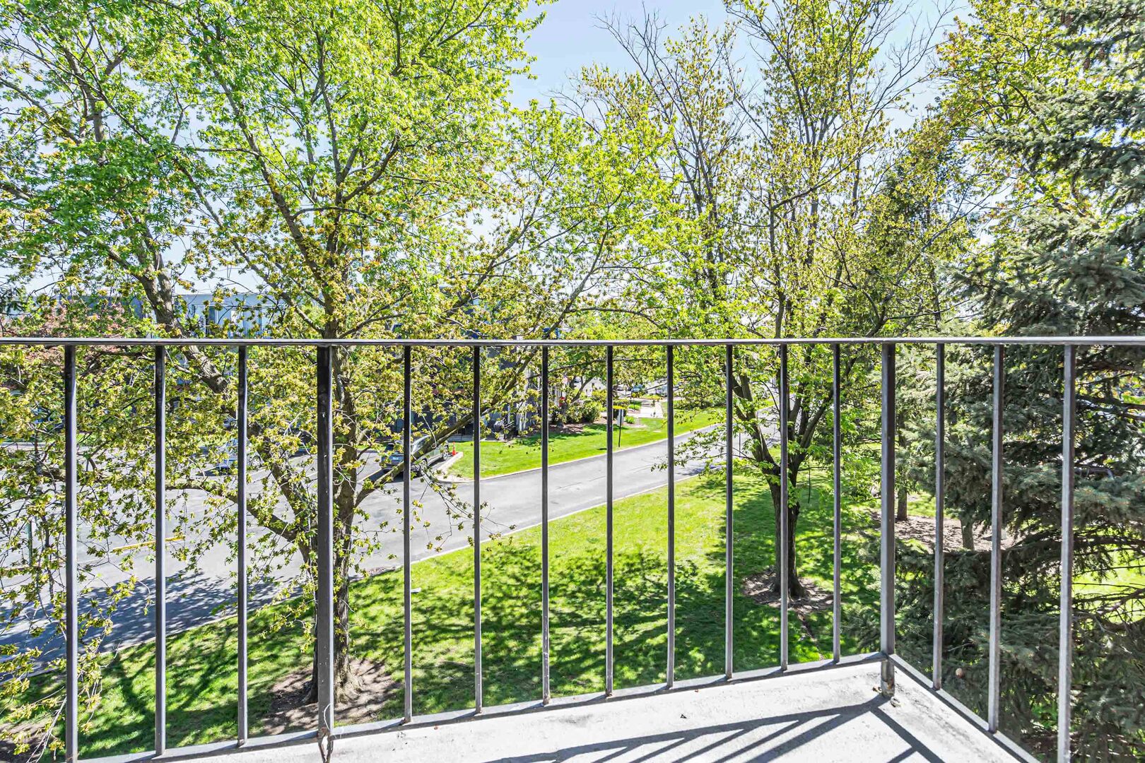 942 North Rohlwing Road, Unit 201E Addison, IL 60101 - Photo 22 of 25 a view of a balcony