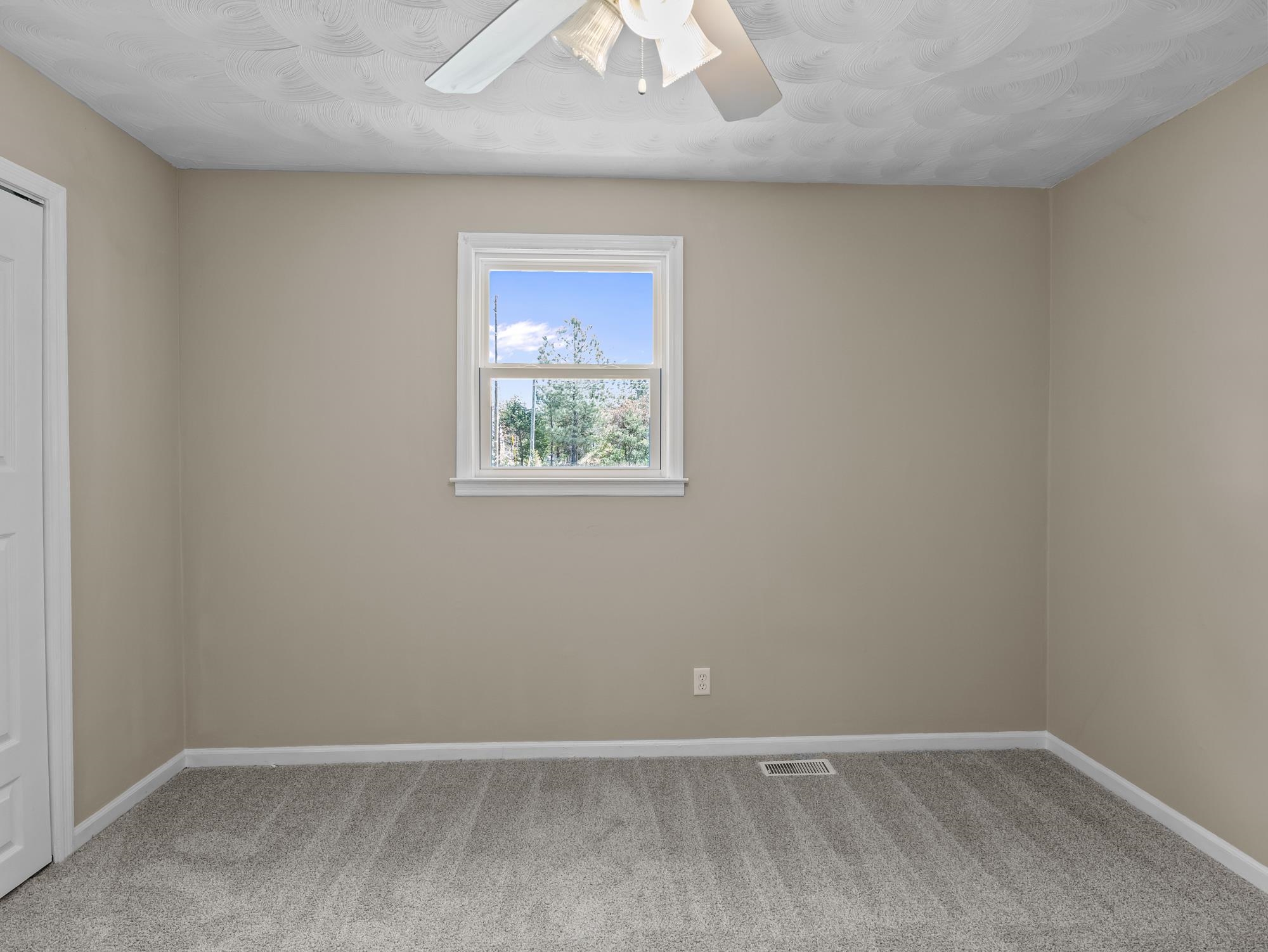 941 Rainbow Lake Road Inman, SC 29349 - Photo 21 of 33