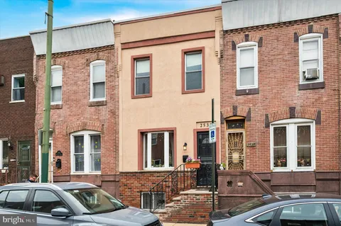 $325,000 | 2530 South 11th Street, Philadelphia, PA 19148