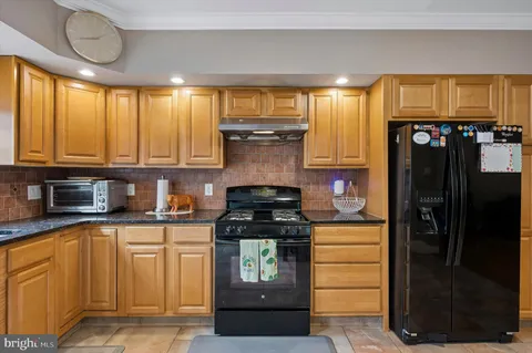 $325,000 | 2530 South 11th Street, Philadelphia, PA 19148