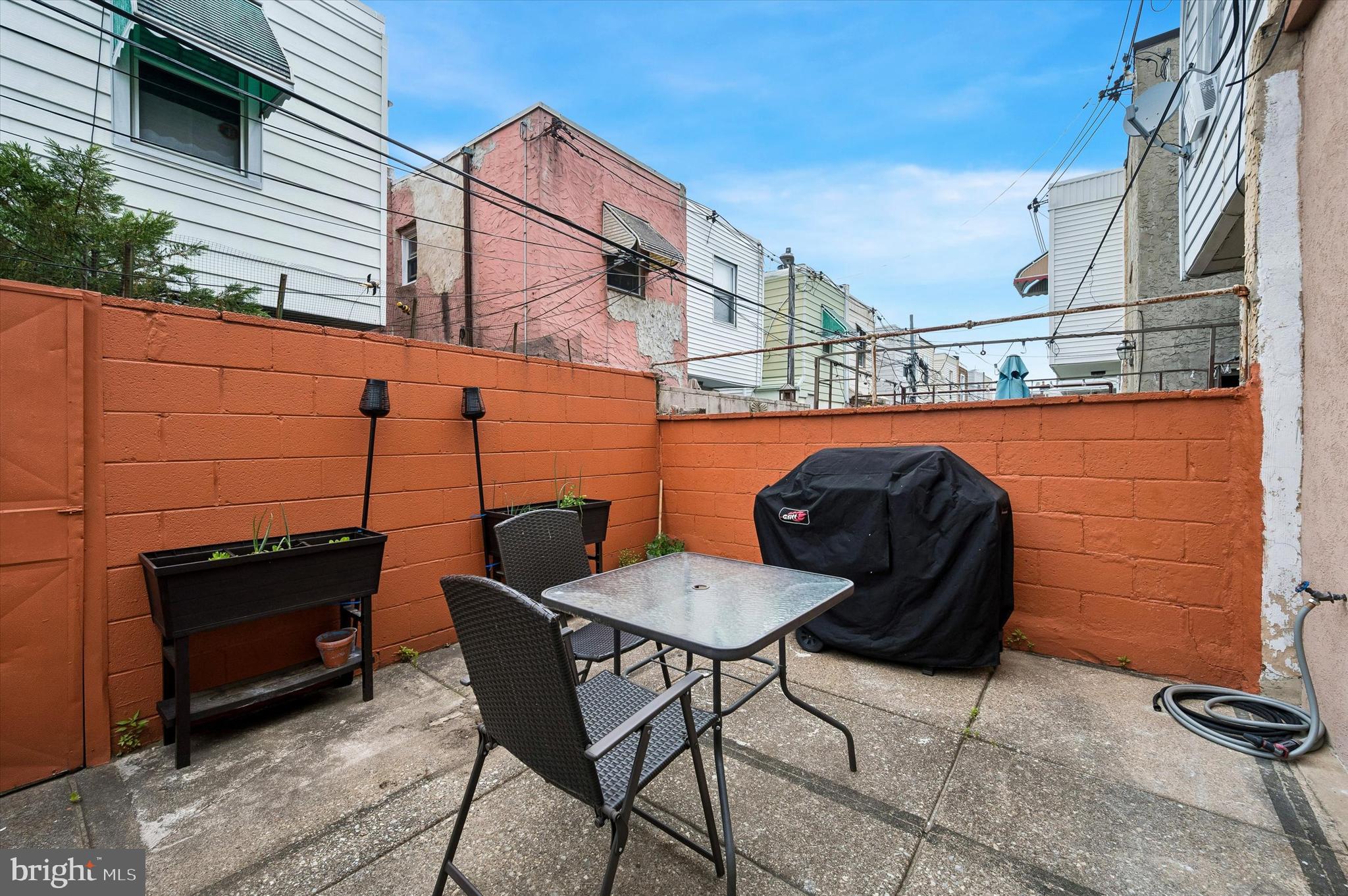 2530 South 11th Street Philadelphia, PA 19148 - Photo 13 of 22 Comfy back patio for grilling & chilling