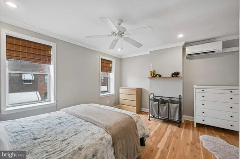 $325,000 | 2530 South 11th Street, Philadelphia, PA 19148